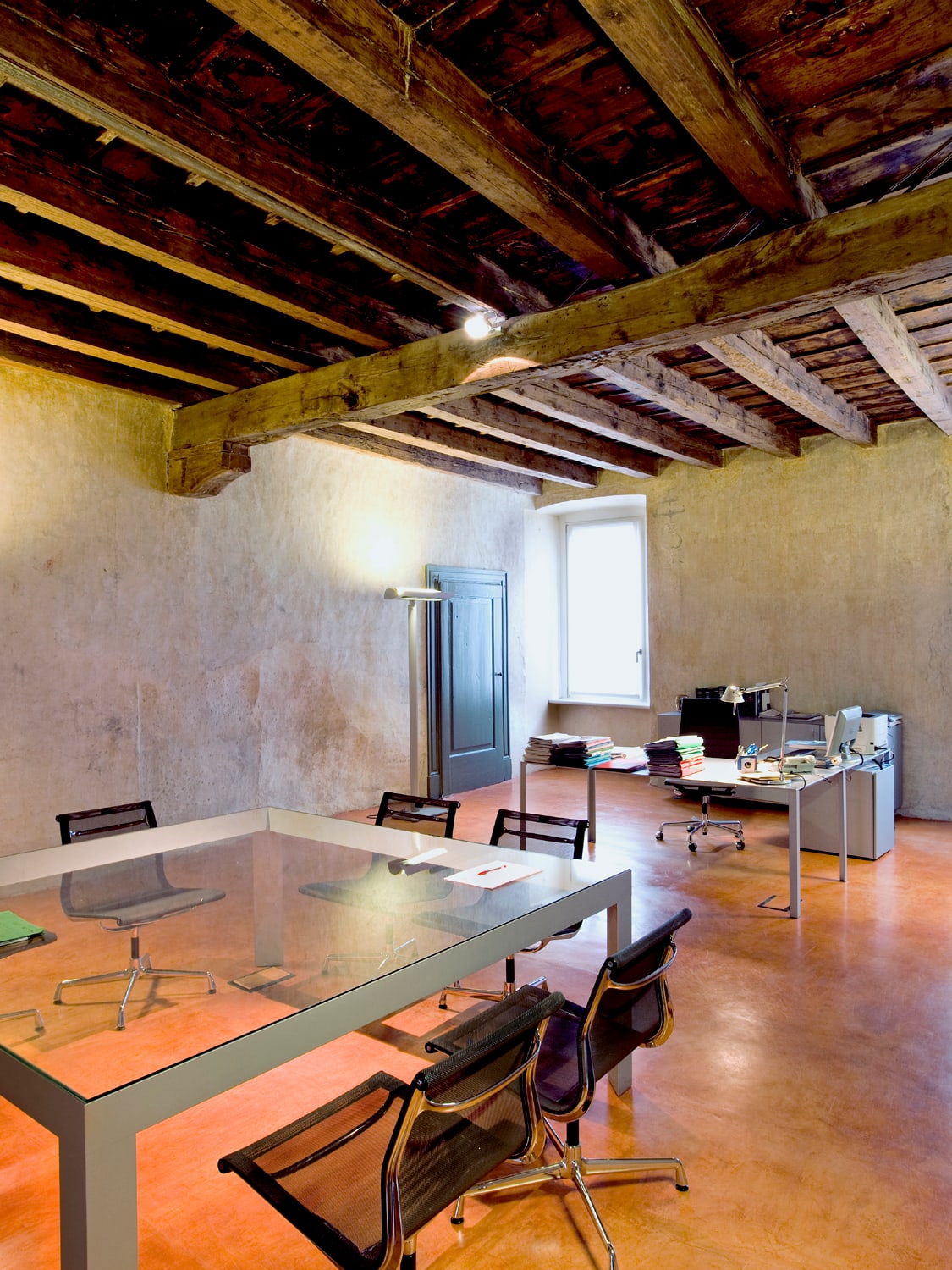 Ufficio dello Studio, sotto il soffitto a travi
